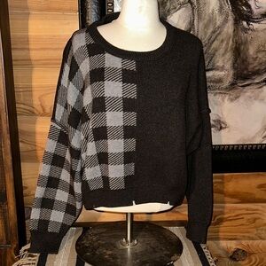 Vintage Black and Gray Plaid Crewneck Sweater